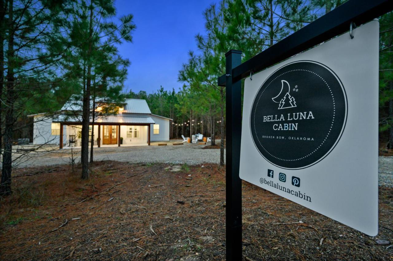 Вілла Bella Luna Cabin - Cozy Farmhouse Cabin, Private Deck, Swing Set, Fire Pit, Hot Tub Брокен-Боу Екстер'єр фото